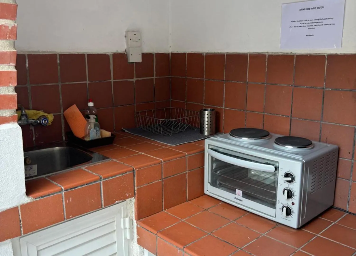 Affittacamere Mediterranean poolside garden cottage Kiti